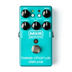 M83 MXR BASS CHORUS DELUXE-EA